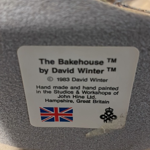 David Winter Cottages Set of 3 - Picture 2 of 15